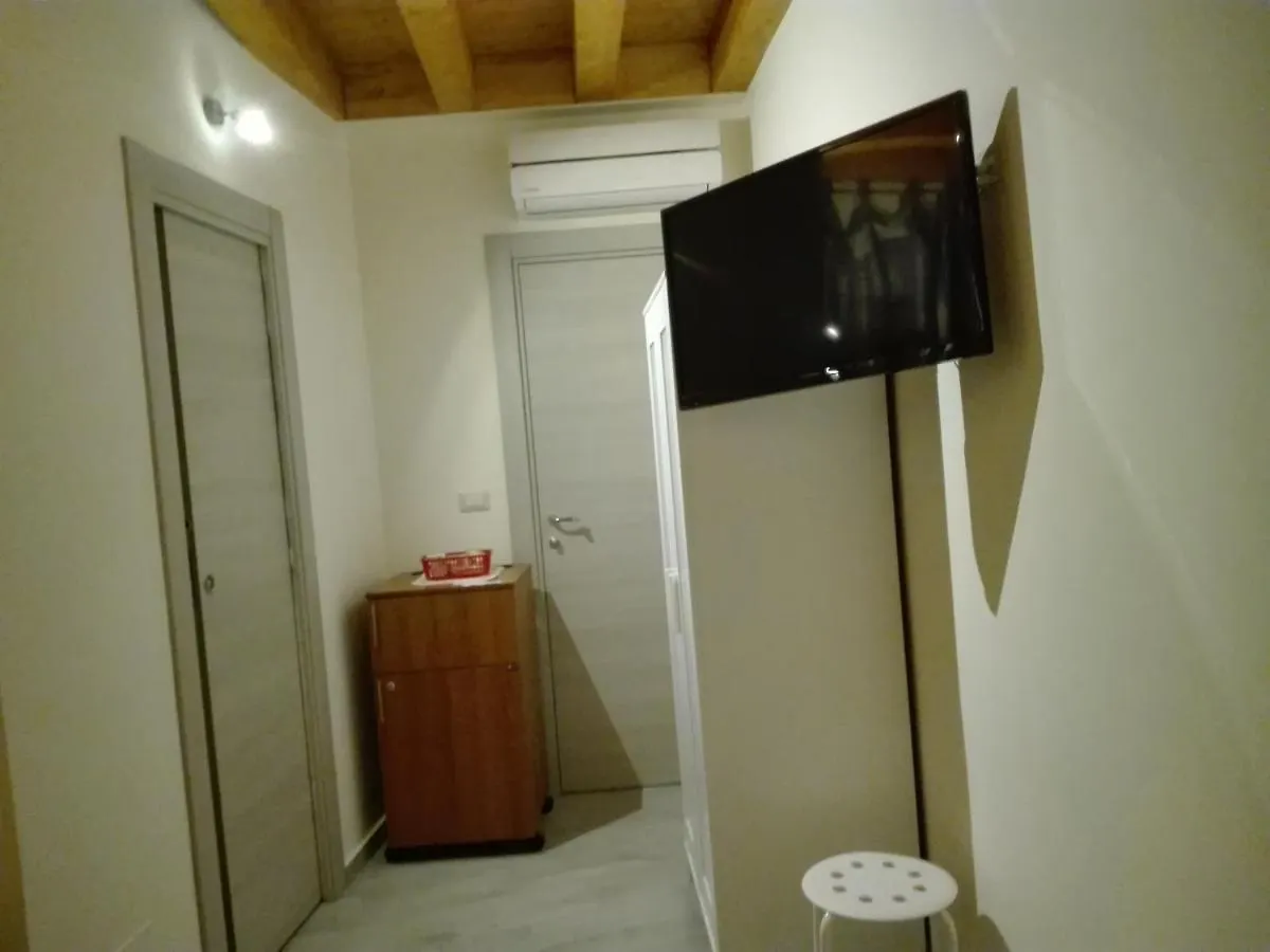 Gasthuis 3Aroom Catánia Italië