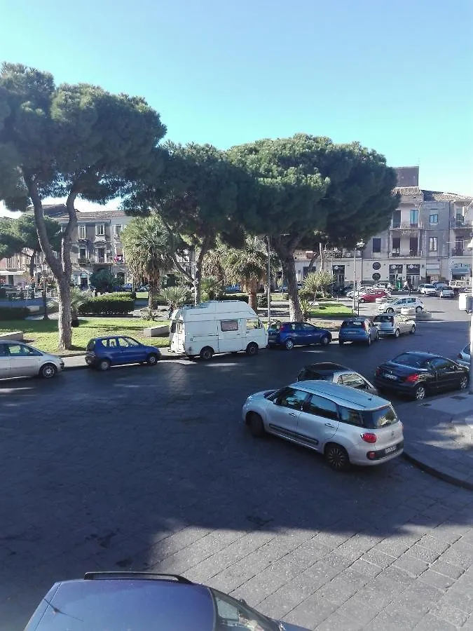 3Acasavacanza Catania 0*,  Italy