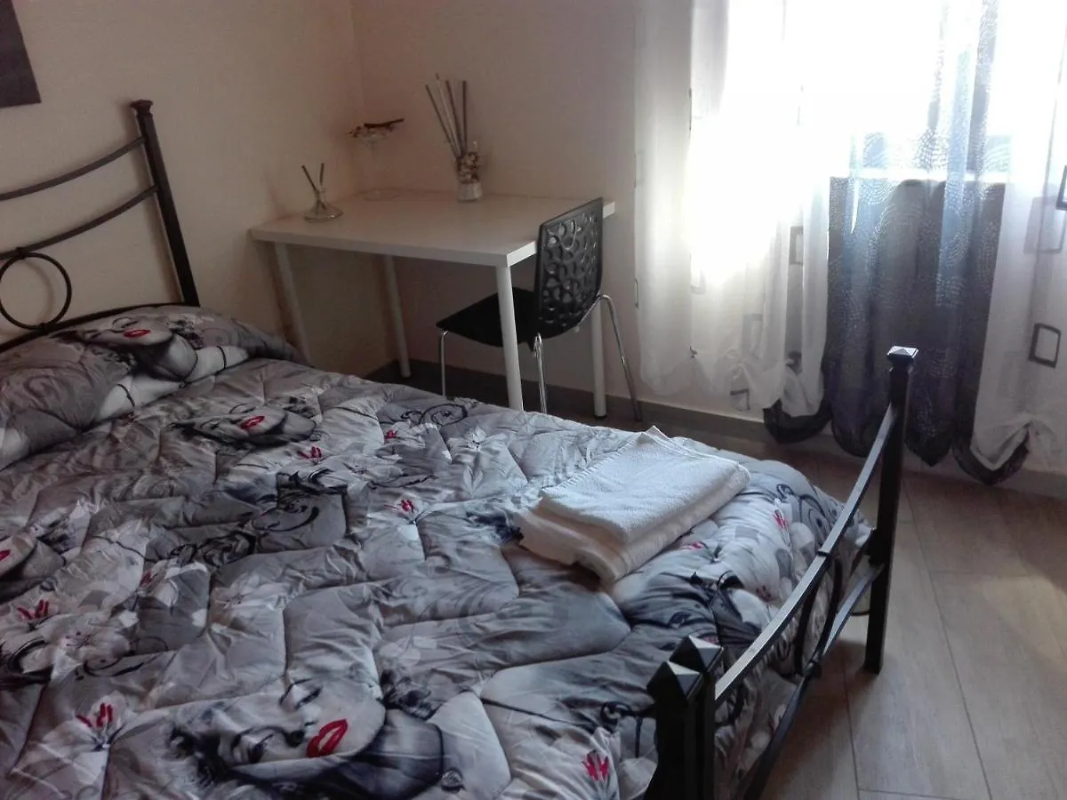 3Aroom Catánia Italië