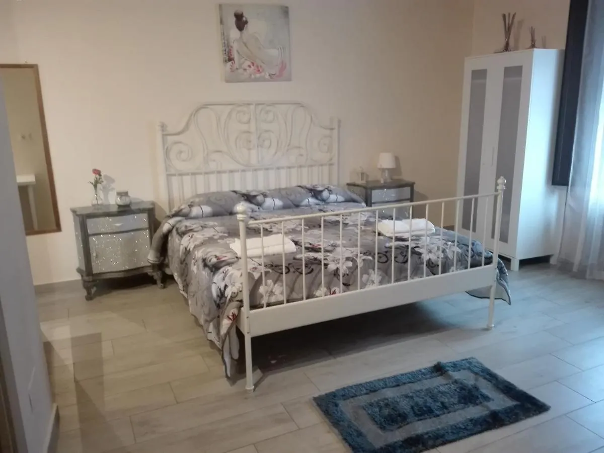 3Aroom Catánia Italië